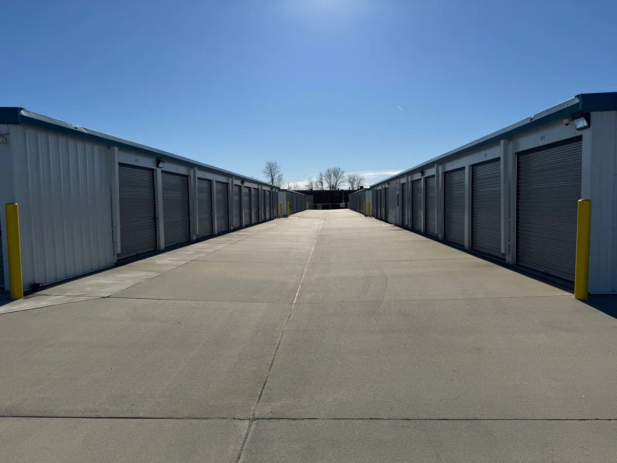 drive up exterior storage units